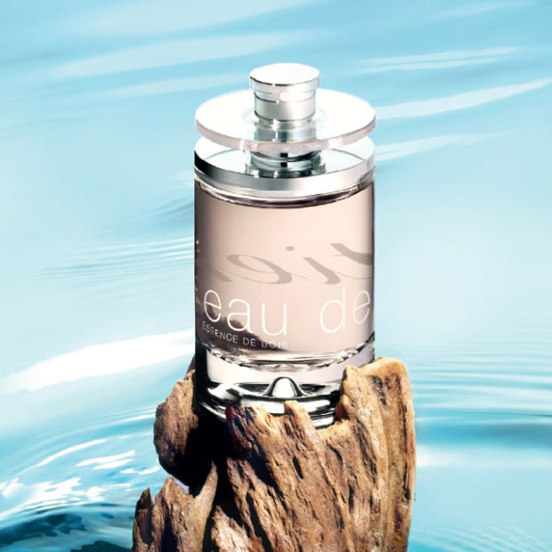 Cartier Eau de Cartier Essence Bois Eau de Toilette 200ml (Unisex) -  aromatown.gr
